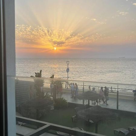 צ'יפיונה Apartamento Con Piscina En El Paseo Cruz Del Mar מראה חיצוני תמונה